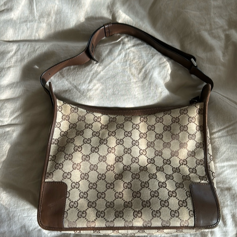 Gucci classic GG Brian fabric with leather detail